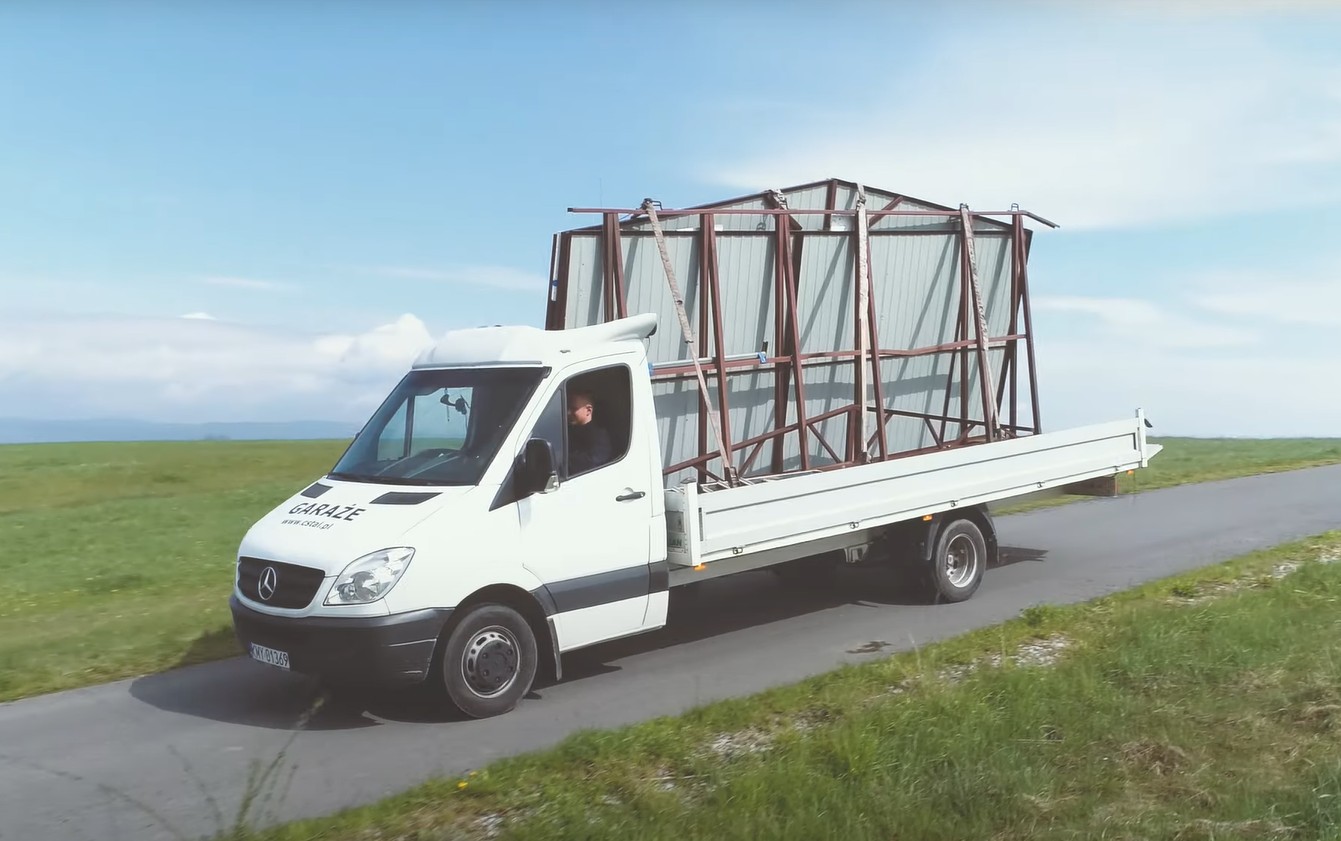 dostawa w kraju cstal