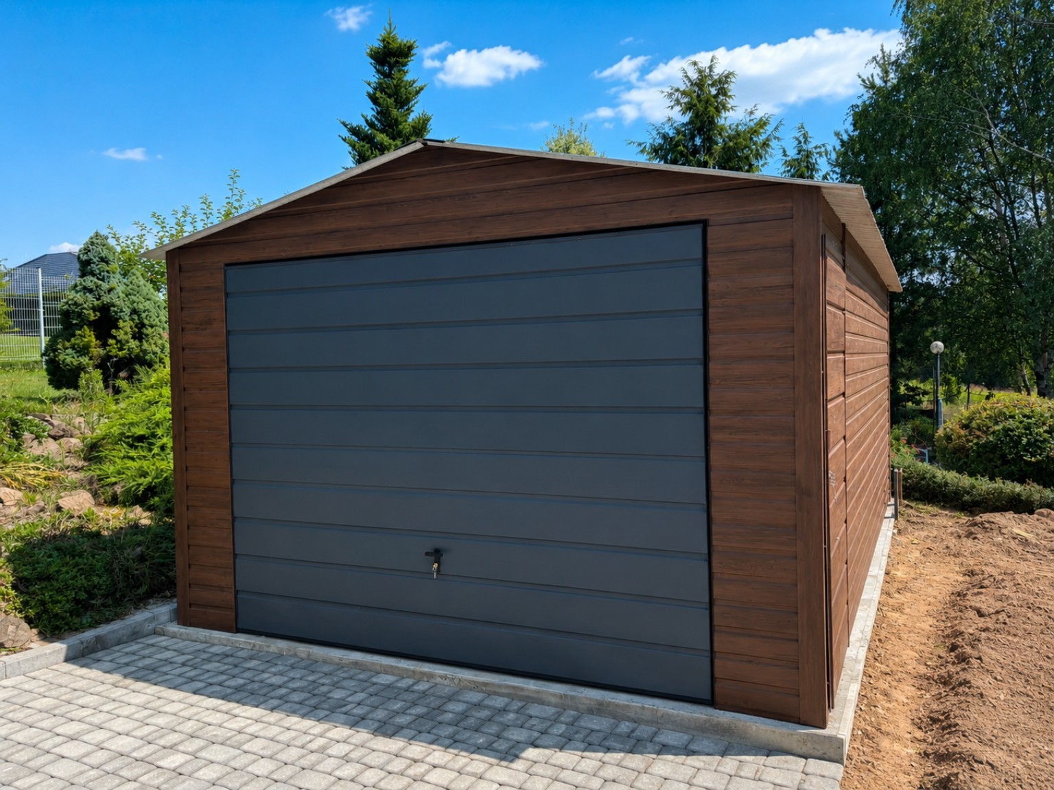Garaż blaszany 4×5 Orzech+Grafit POZIOMY PANEL z obróbkami