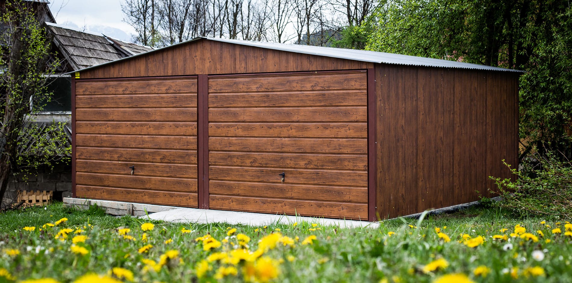 Garaż blaszany 6x6m ORZECH (dwuspadowy w kolorze)